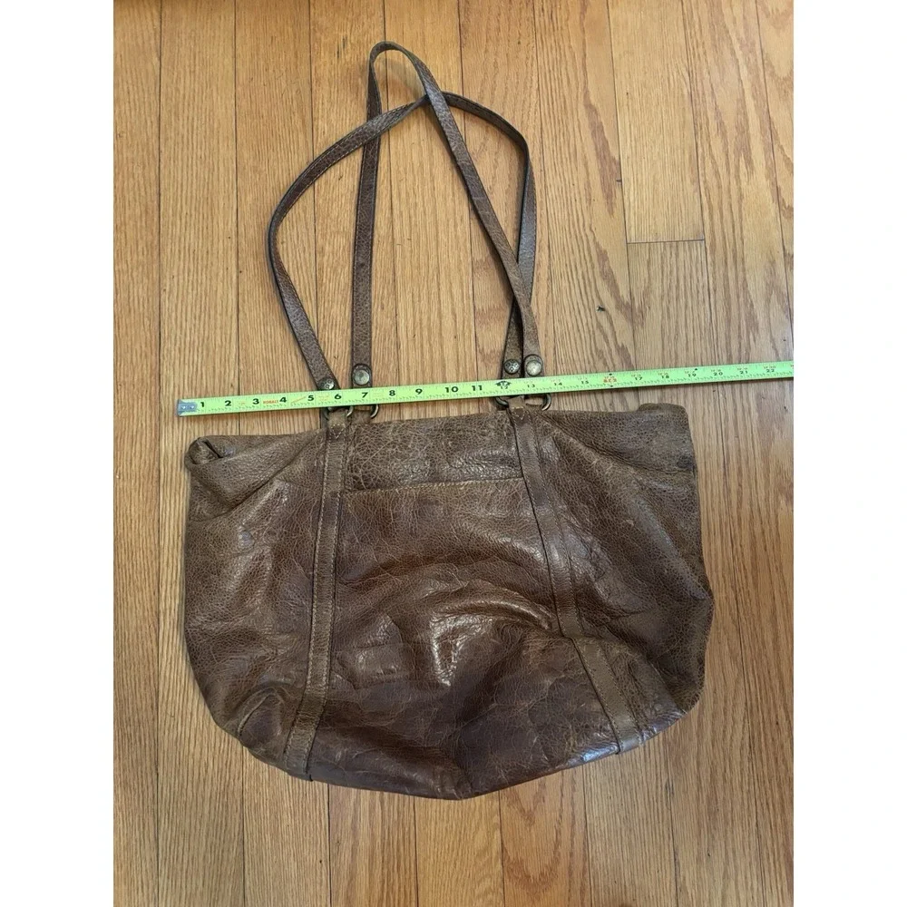 Patricia Nash carry timeless
